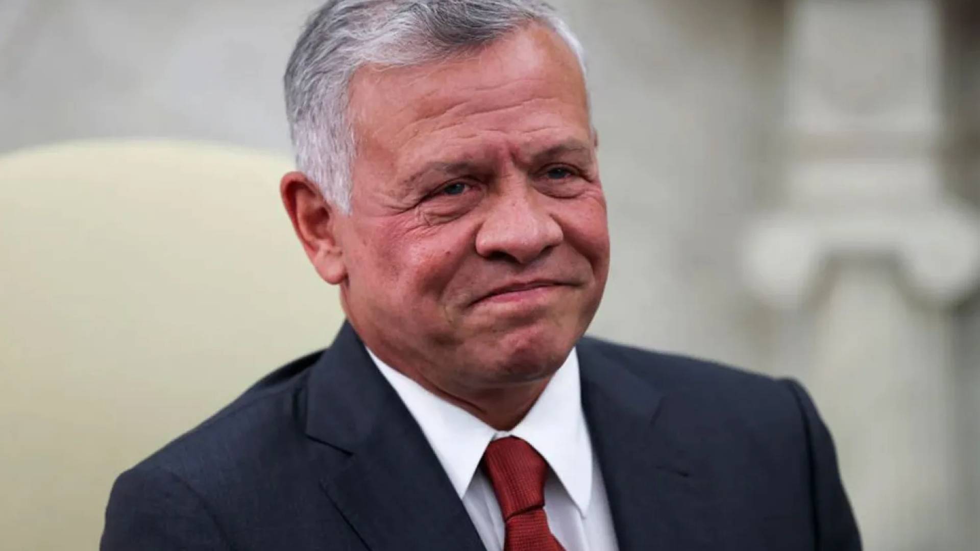 King departs for Tokyo as part of Asian working tour