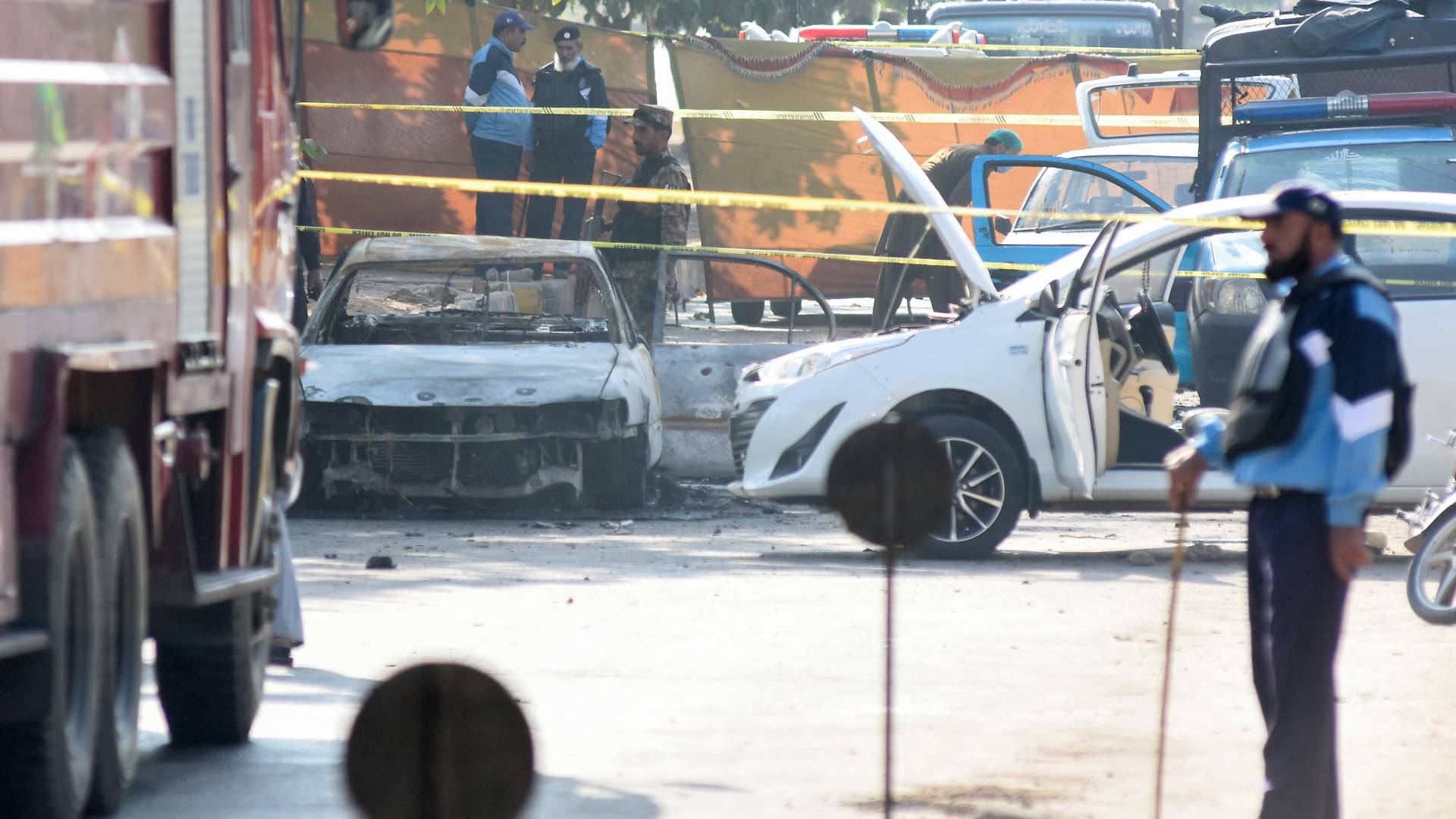 At least 12 killed in suicide bombing in Pakistan