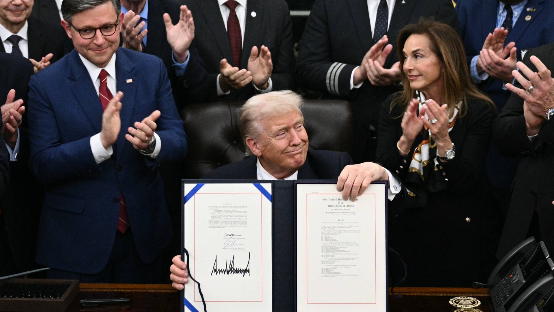 Trump signs bill to end record-breaking US shutdown