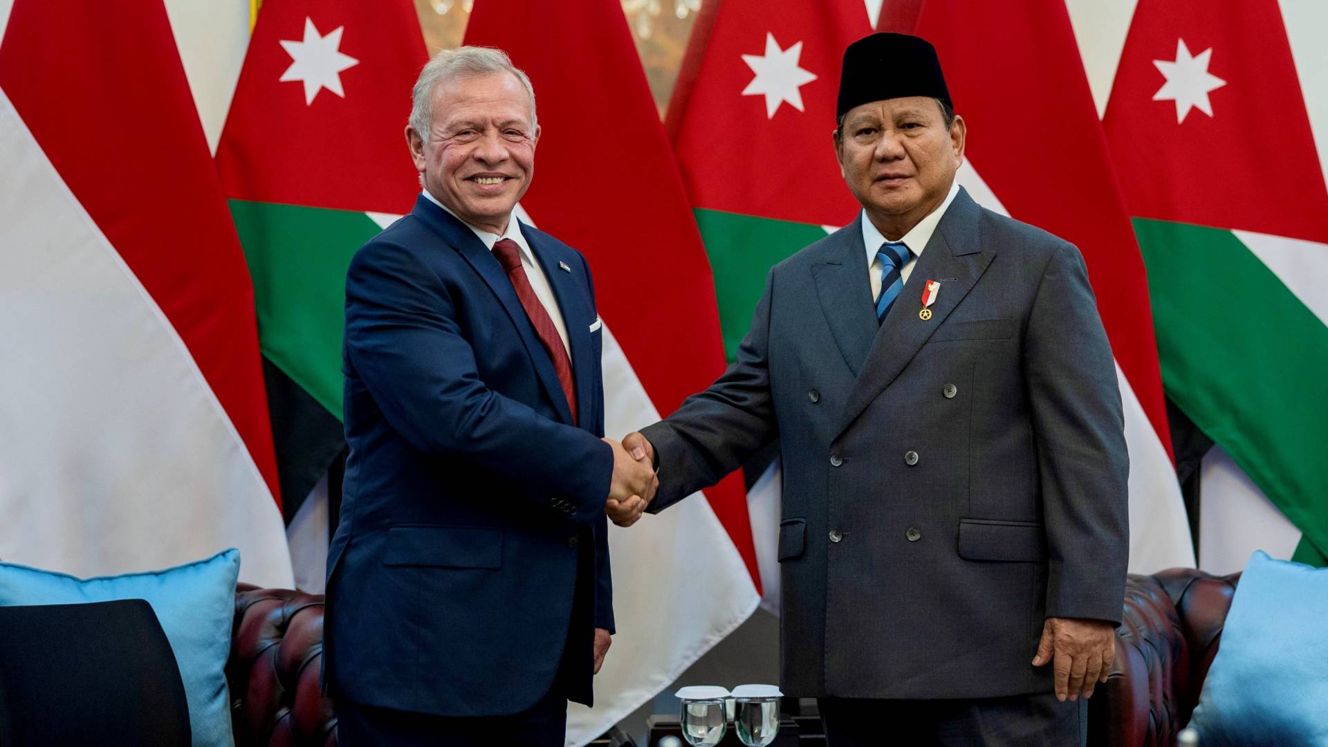 King, Indonesia's President hold talks in Jakarta