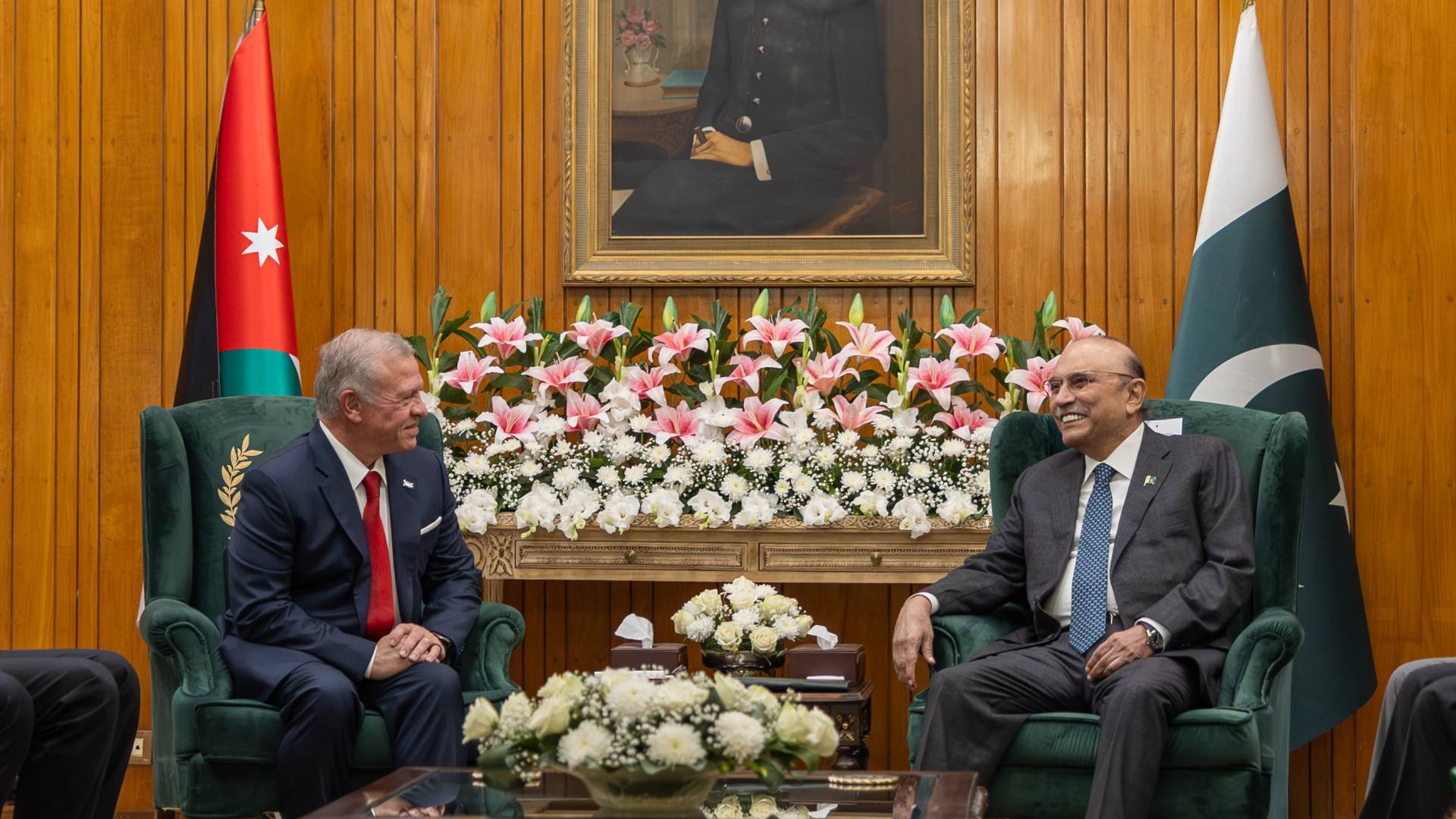 King, Pakistan President hold talks in Islamabad