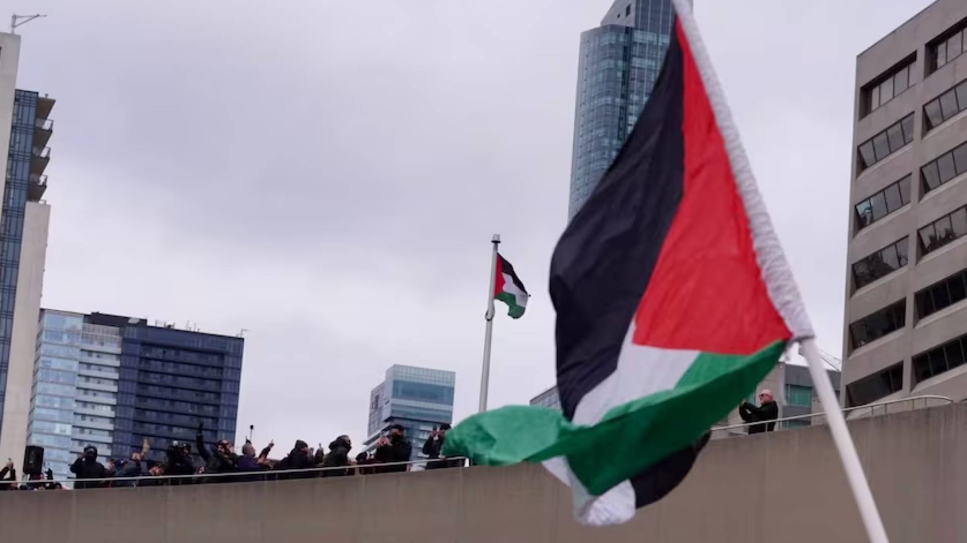 Palestinian flag flies at Toronto city hall for first time