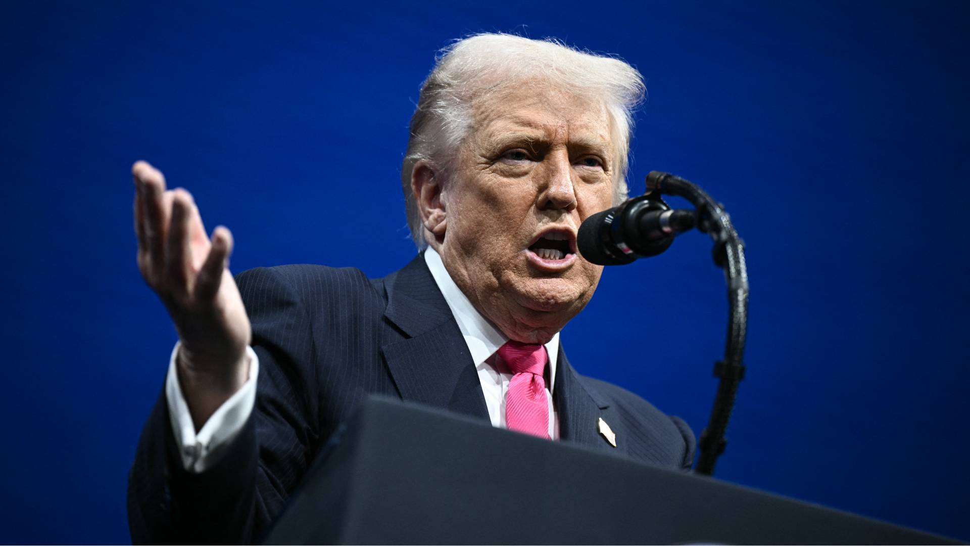 US President faces moment of truth on explosive Epstein files