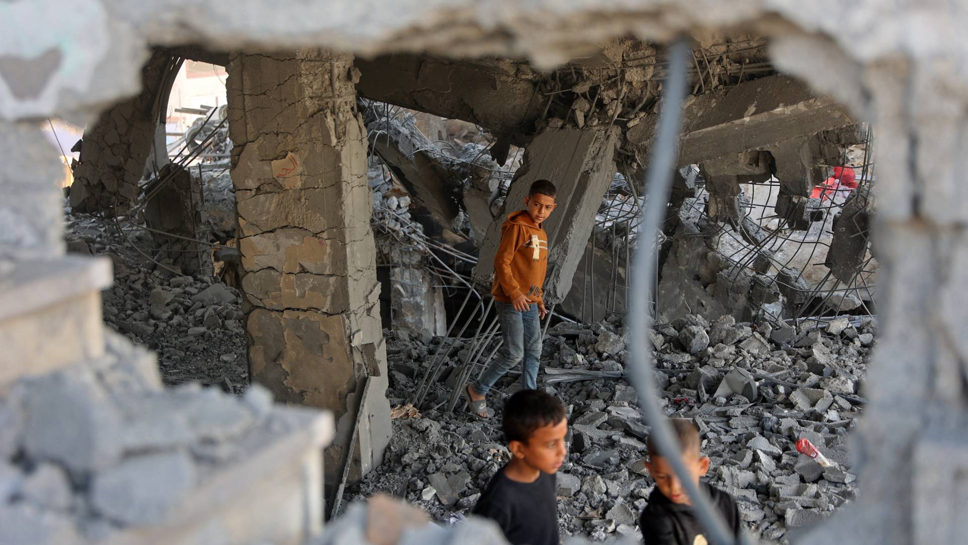 ‘Israeli’ army claims targeting of five Palestinian fighters in southern Gaza