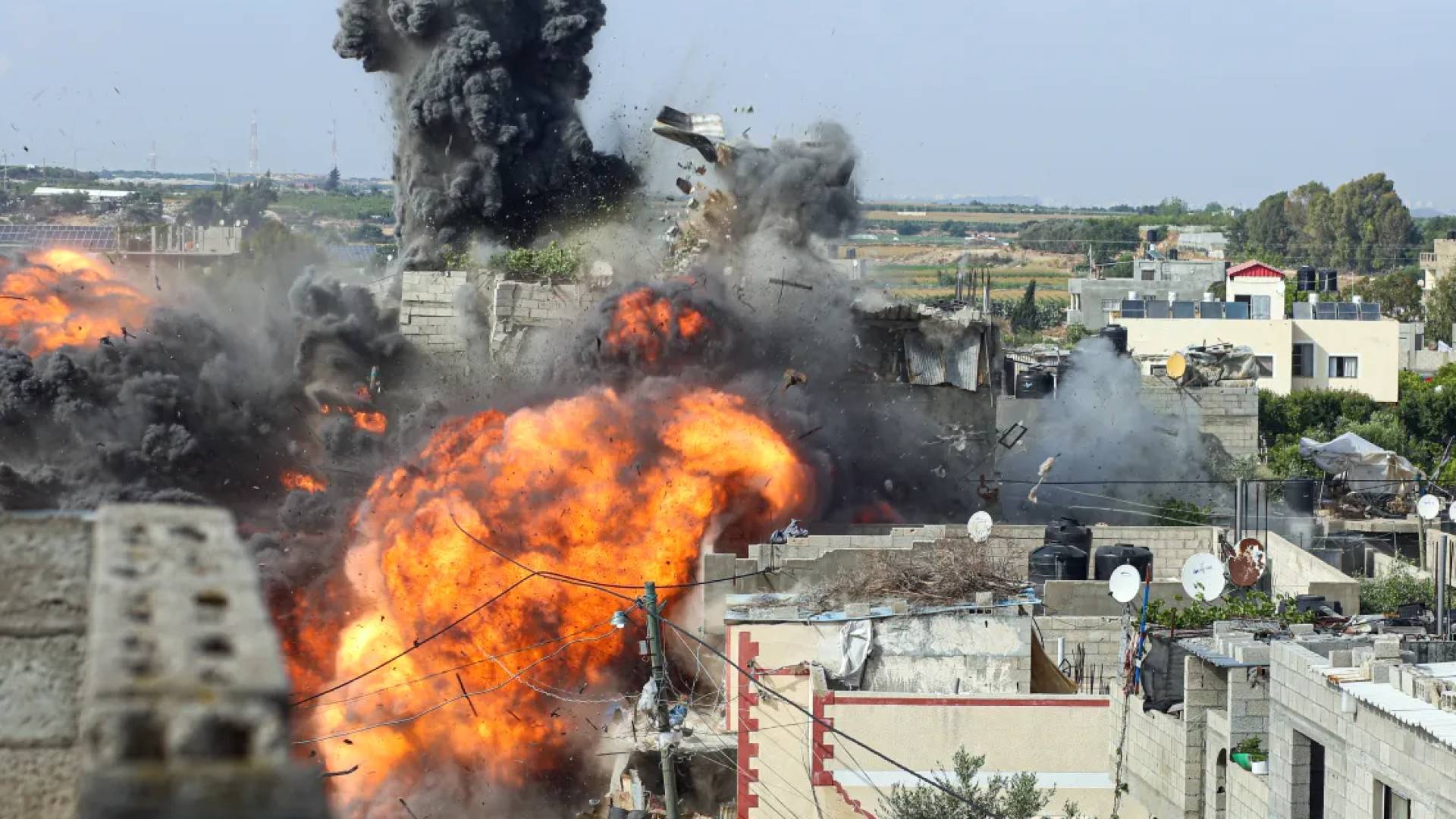 Despite ceasefire: ‘Israeli’ attacks expand across Gaza, airstrikes hit multiple areas