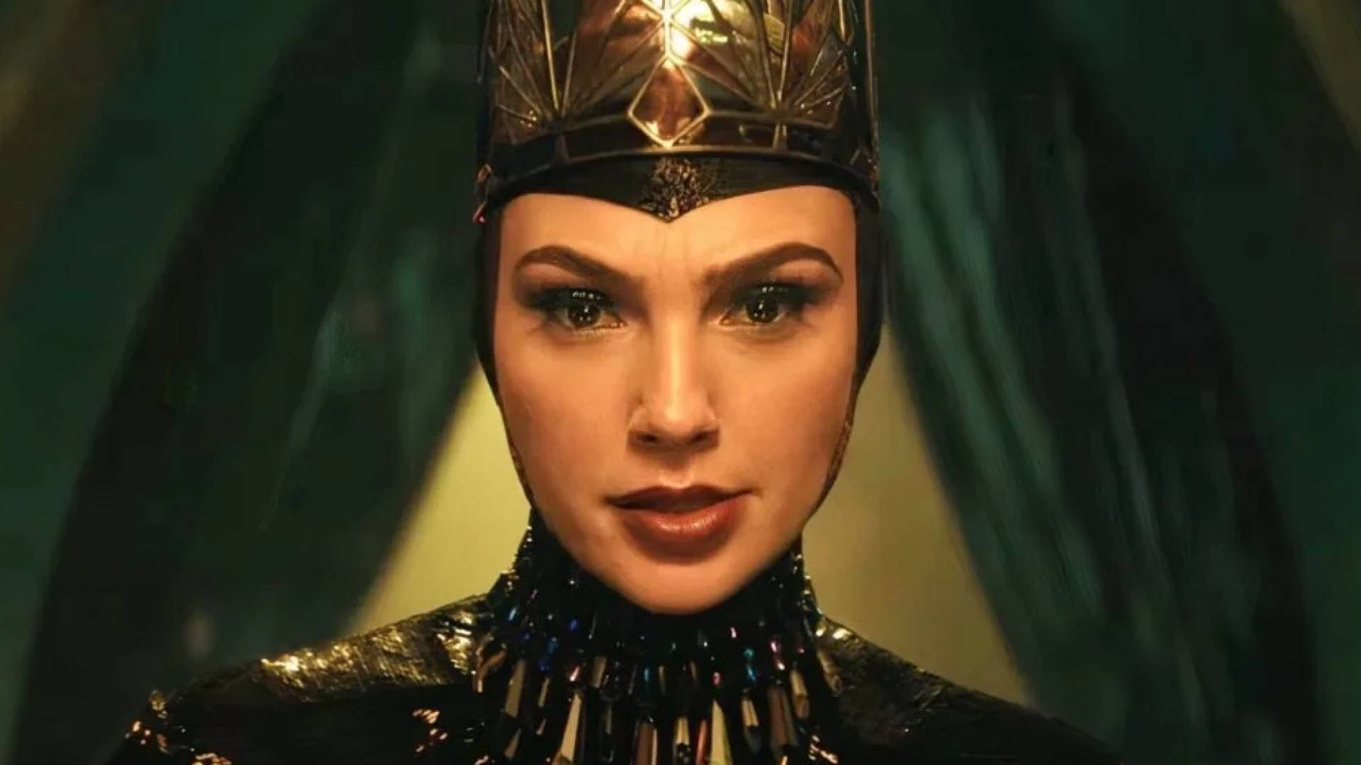 Gal Gadot wants to return as evil queen despite Snow White flop