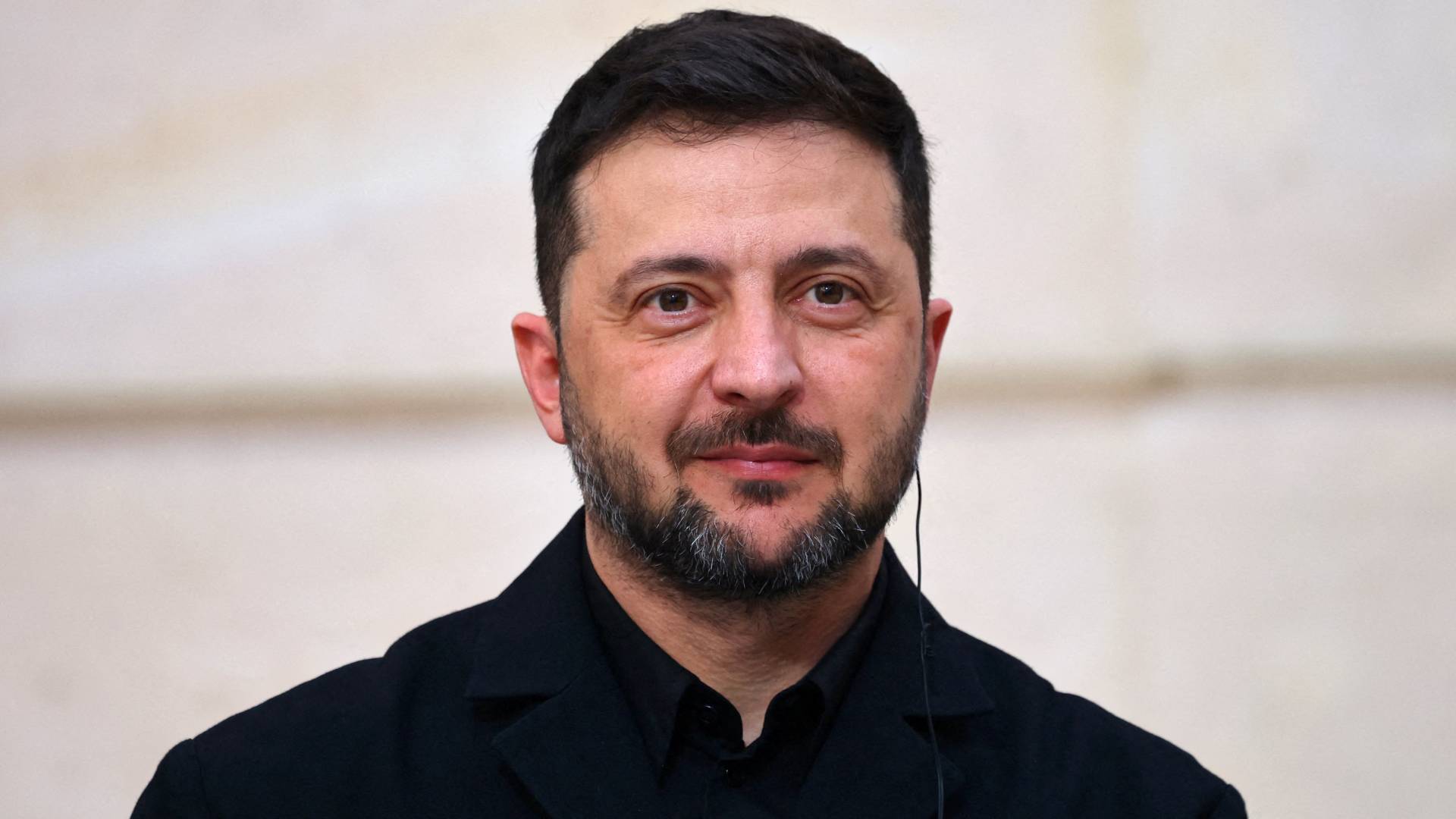 Zelensky hails “important steps” in peace talks but says more work needed