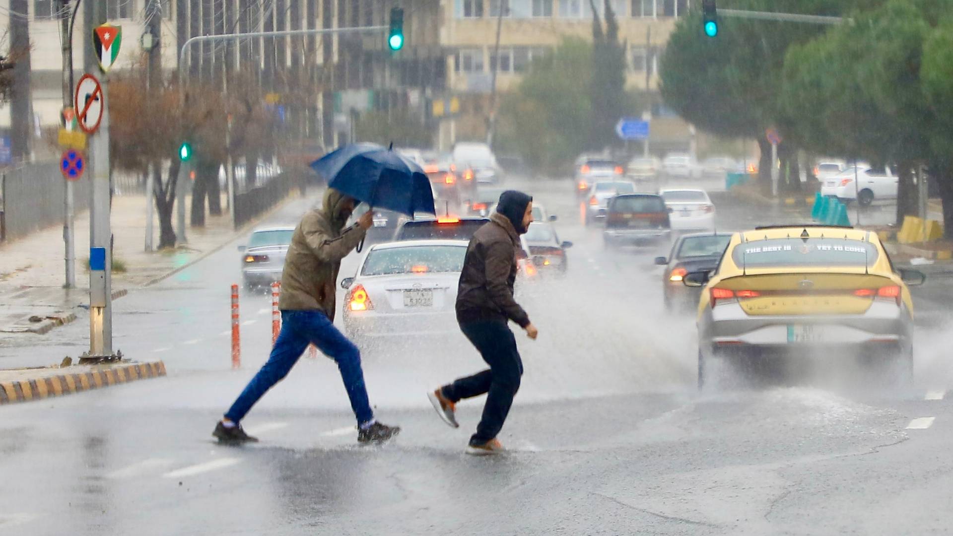 Unstable weather brings rain, fog across Jordan on Tuesday