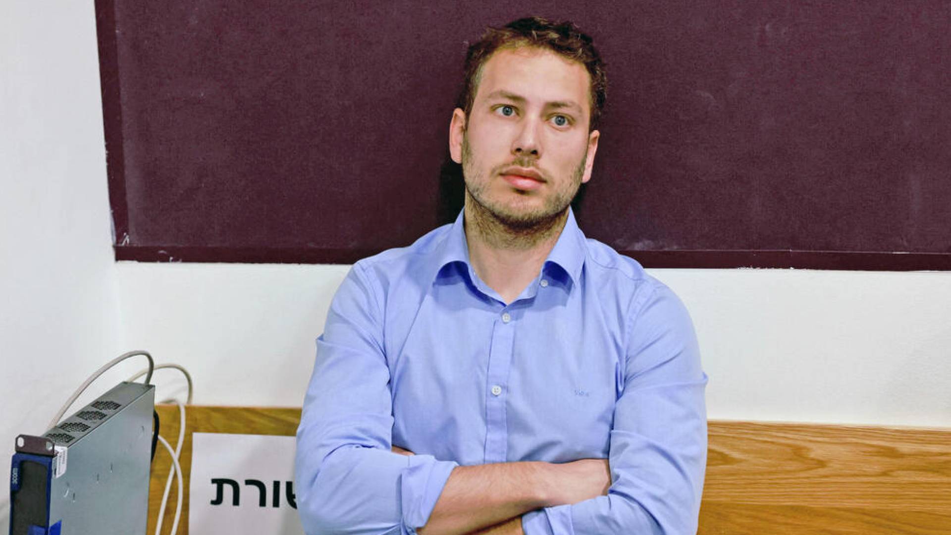 Netanyahu’s son drops asking price for UK apartment