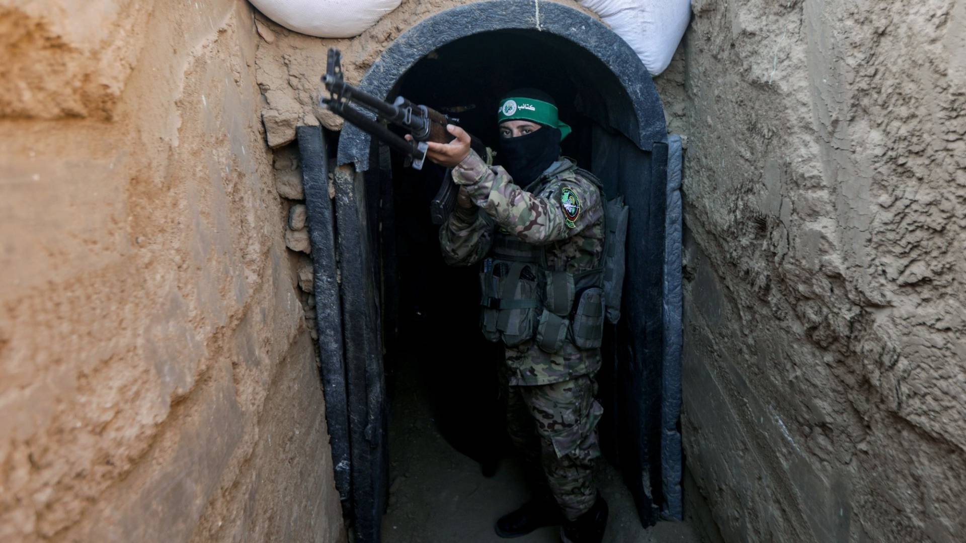 Hamas condemns 'Israeli' hunt for trapped tunnel fighters as ceasefire violation