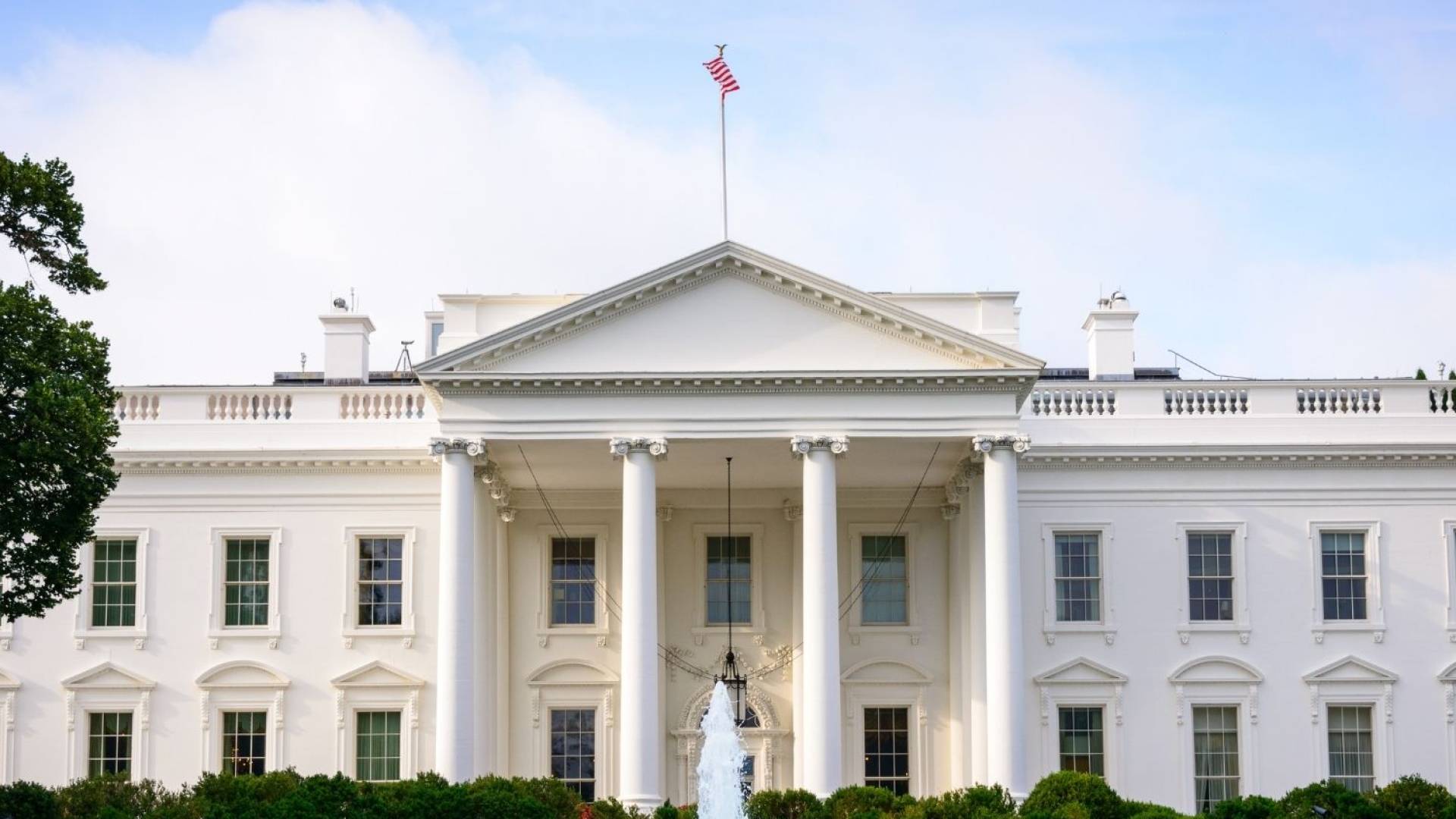 VIDEO: White House closed, shooting nearby leaves several injured