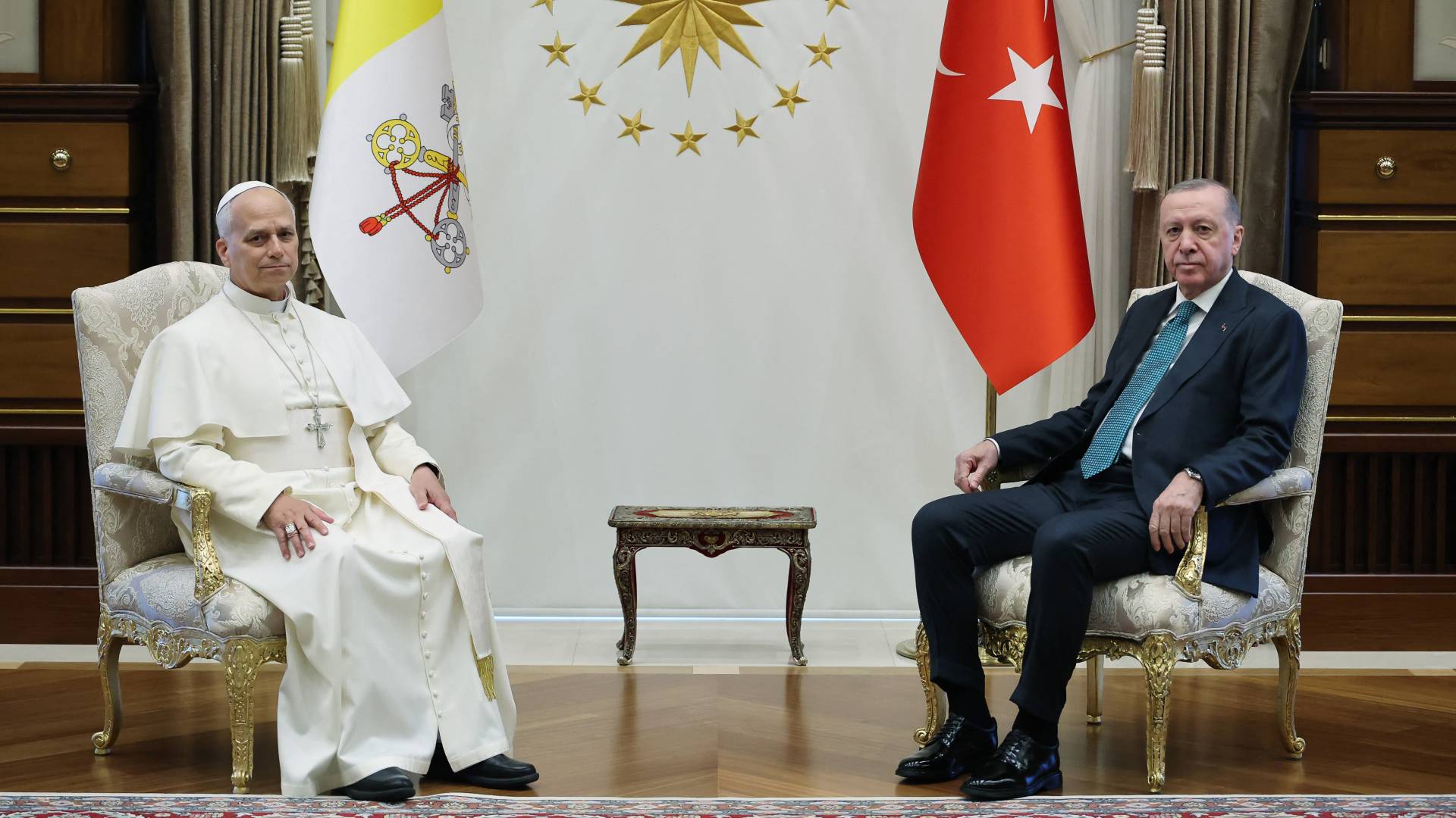 Pope urges Turkey to embrace mediator role on first overseas trip