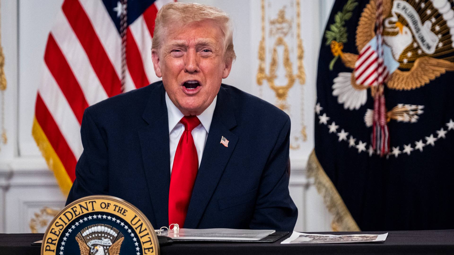 Trump ramps up Venezuela threats, warns airspace “closed”