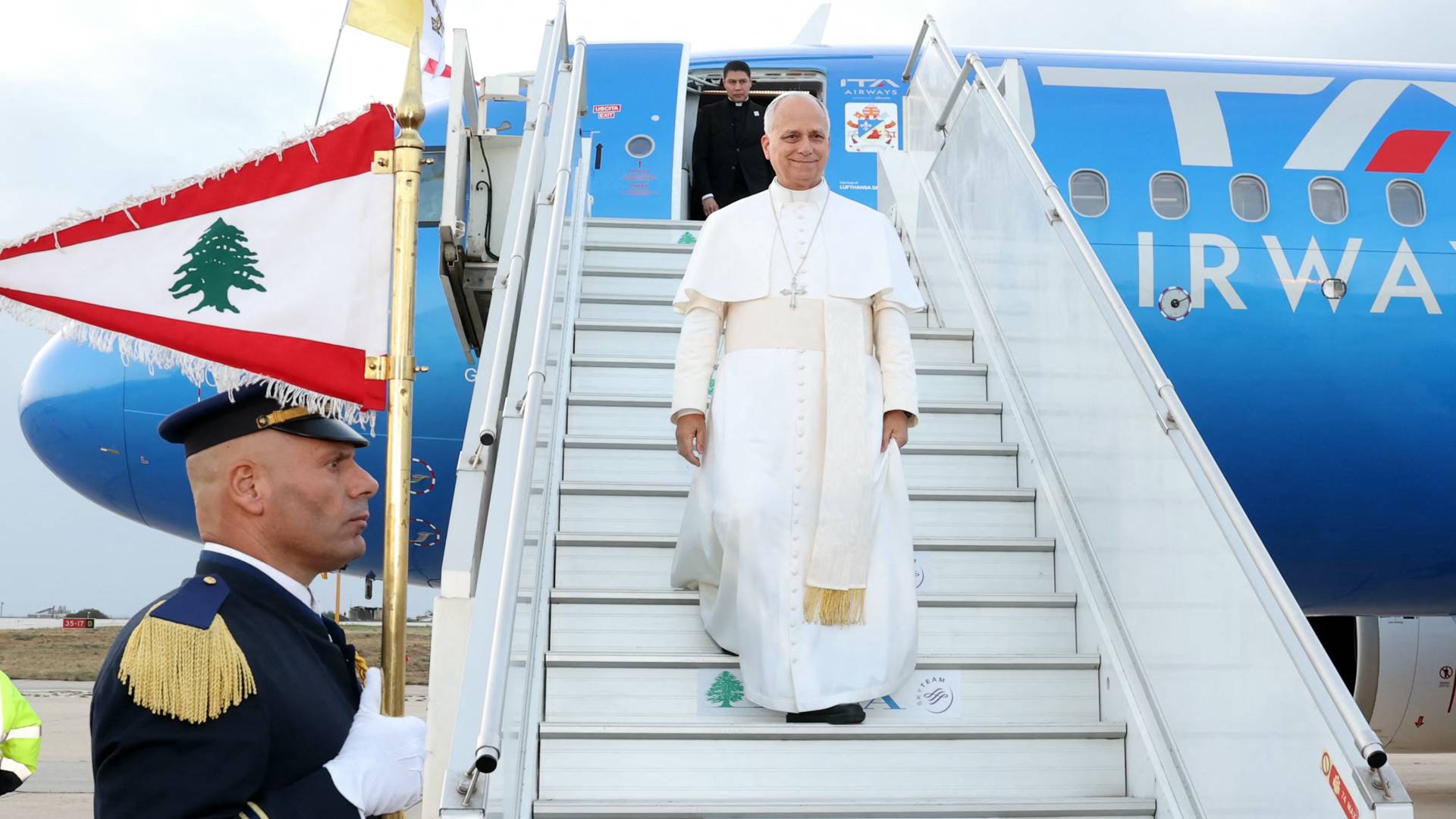 Pope reiterates support for two-state solution for 'Israel', Palestinians