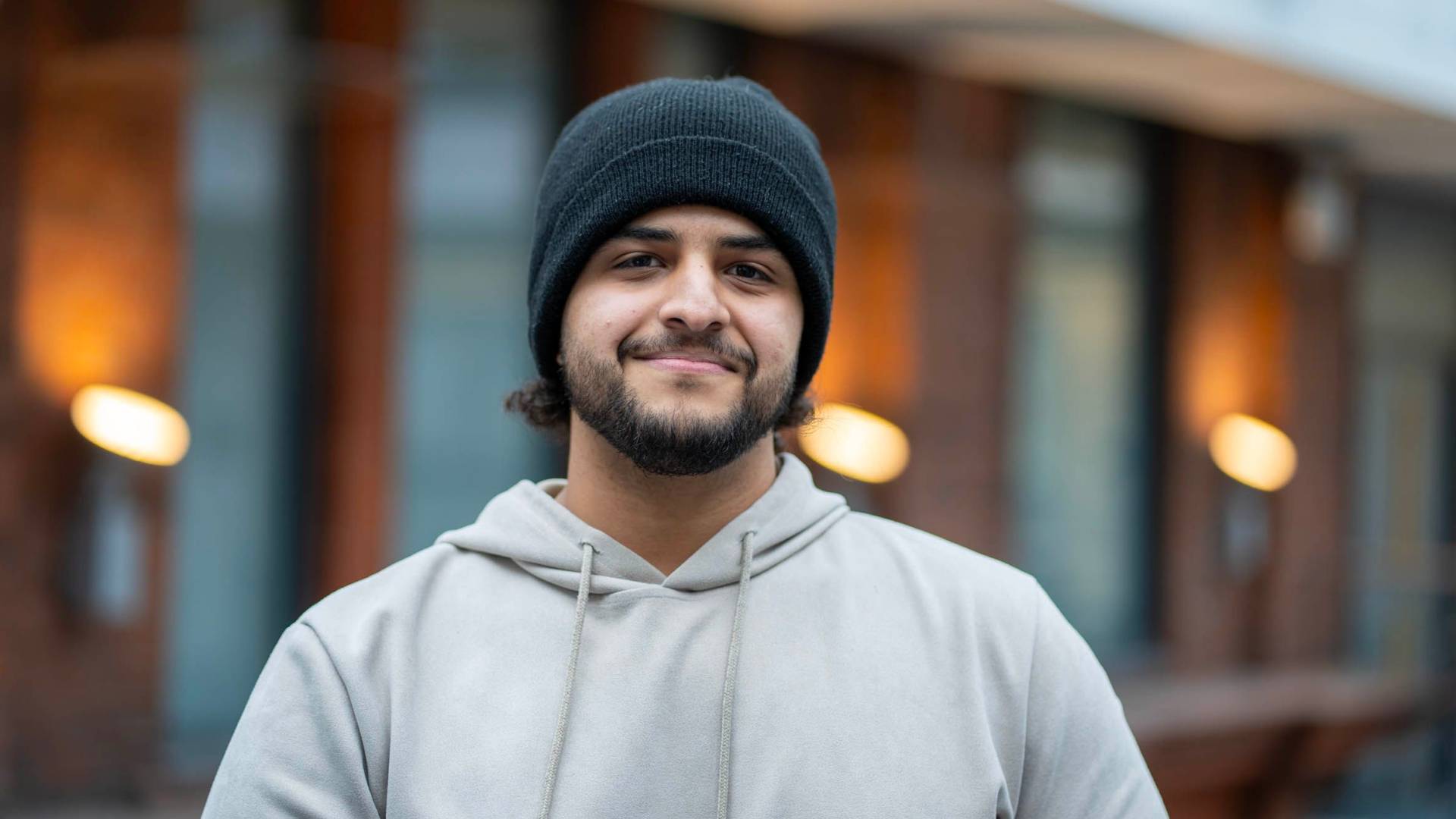 “Hero Hamzah”: Saudi student praised by UK court for stopping rape attempt