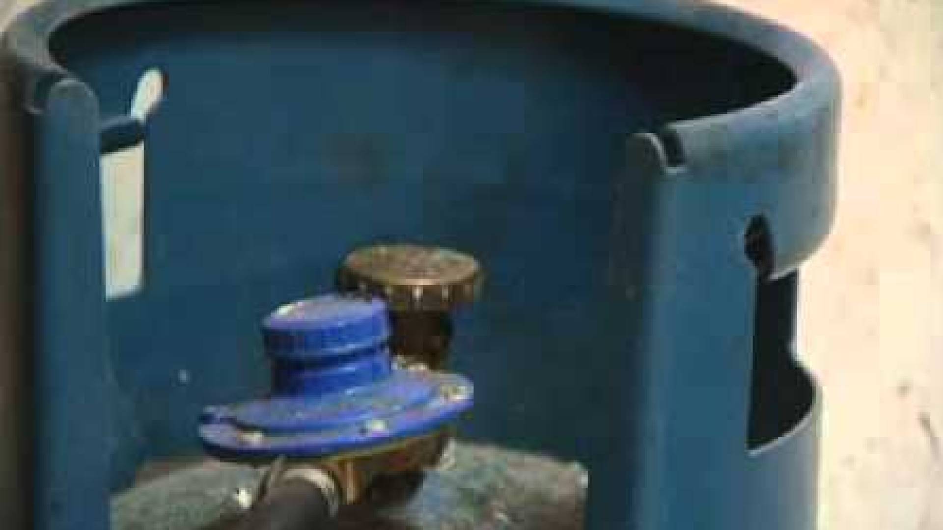 Jordanian Civil Defense responds to deadly gas leak in northern Amman