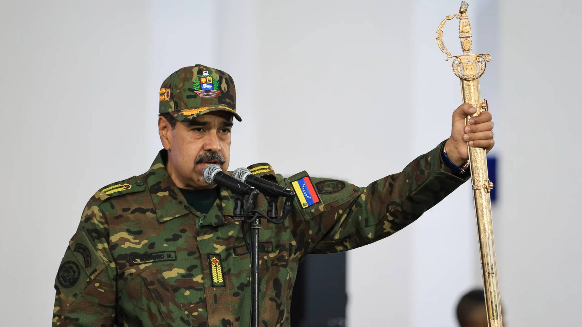 Venezuela swears in 5,600 troops after US military build-up