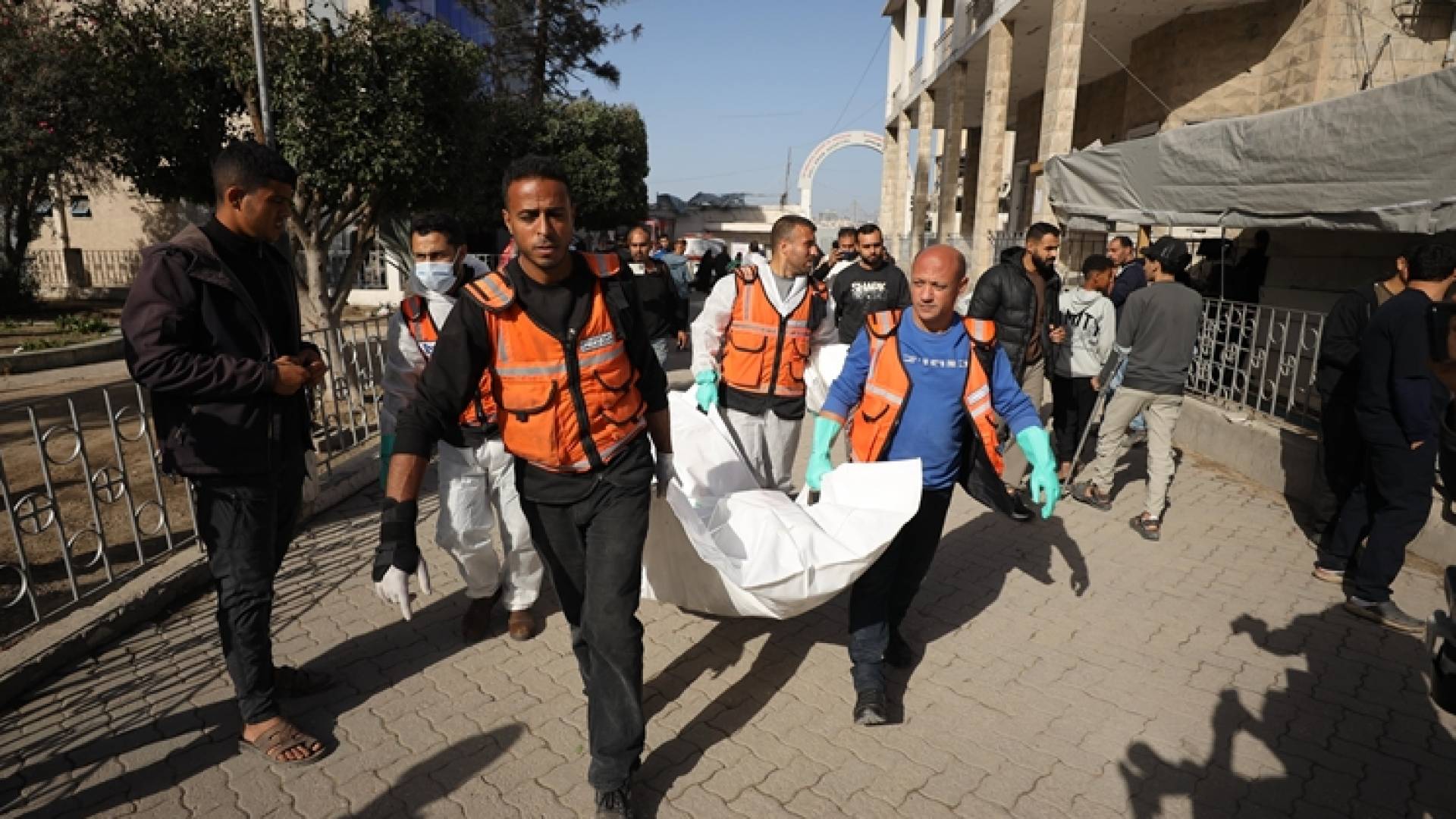 Civil defense recovers 15 more bodies from Shifa Hospital in Gaza