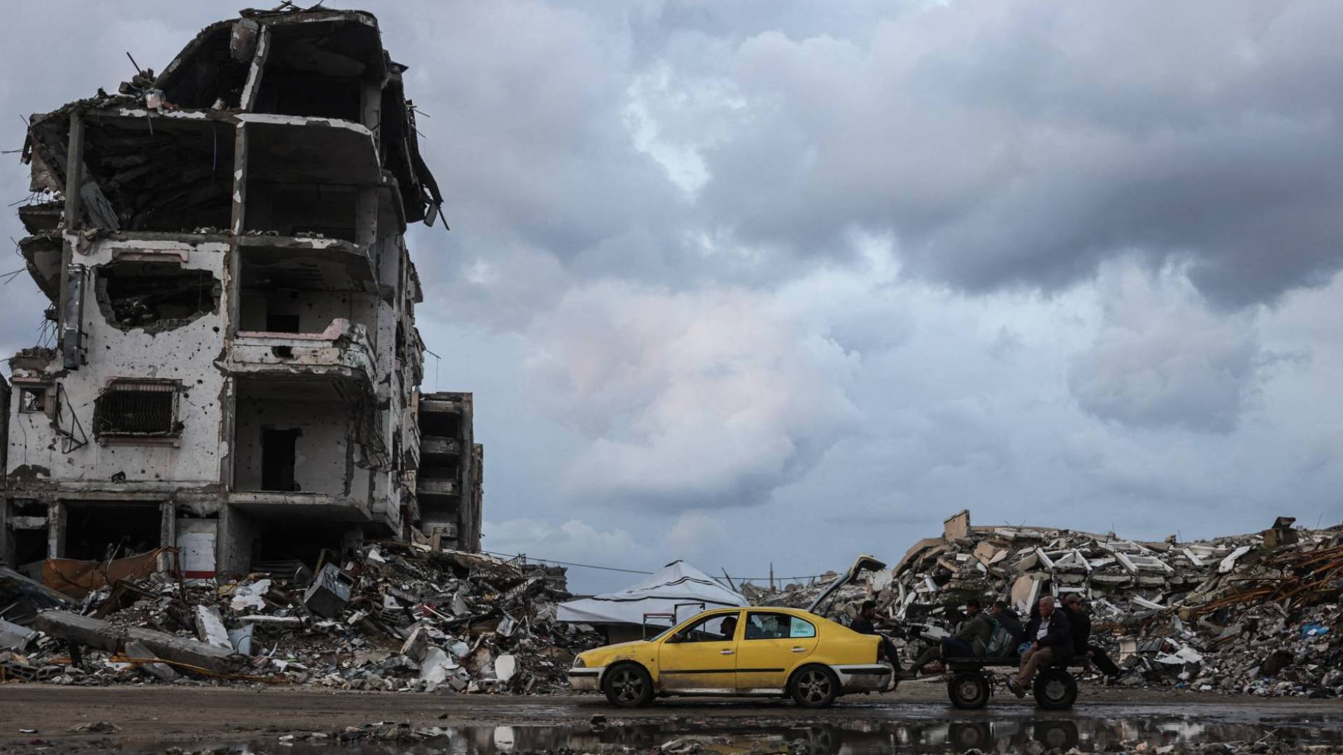 Rainstorm collapses Gaza home killing Five, death toll from storm rises to 12