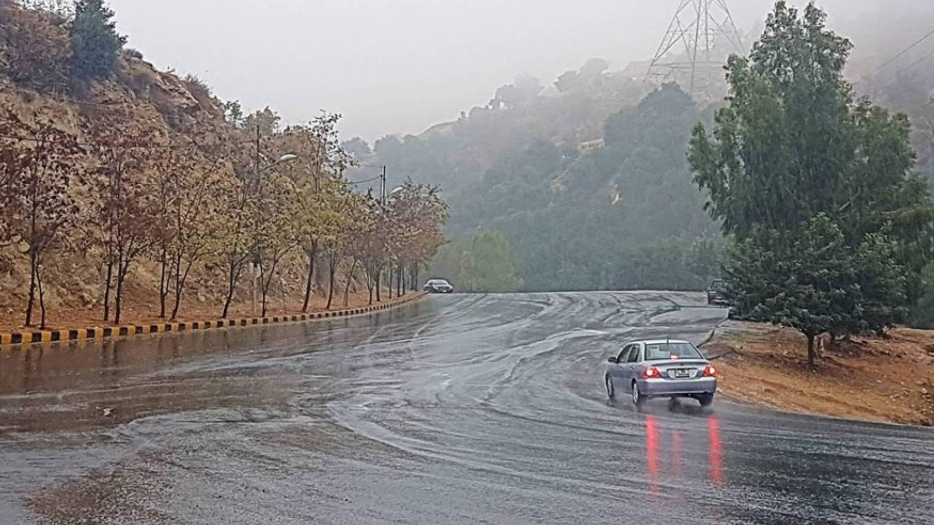 Cold weekend, rainy weather returns Monday evening