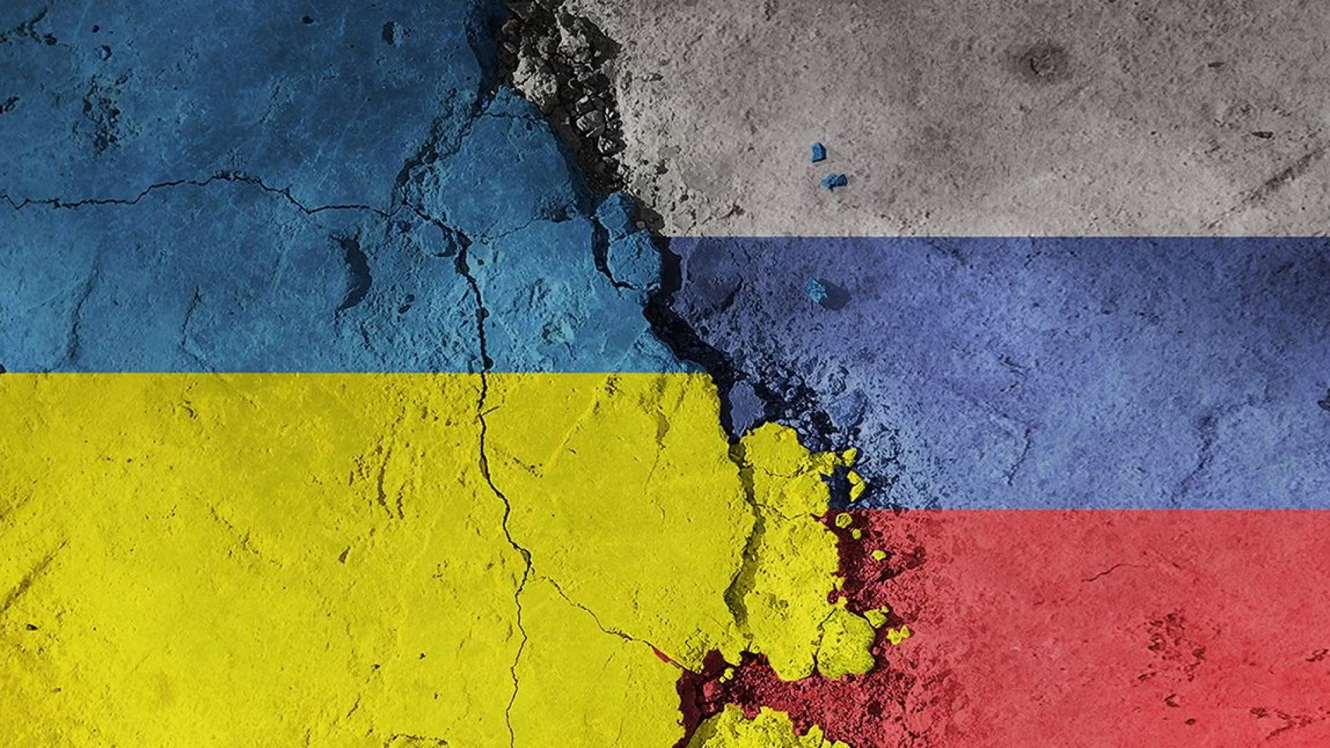 Russia launches new barrage on Kyiv region, wounds eight