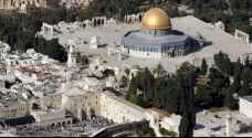 Dozens of Israeli settlers raid Al Aqsa mosque