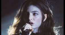 Around 100 artists sign pledge supporting Lorde after cancelling Israel’s concert