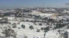 Video: Snow falls in Amman this morning