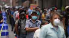 In Mexico City, residents wait five hours for one hour of oxygen