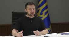 Zelensky pleads for Ukraine's EU candidacy