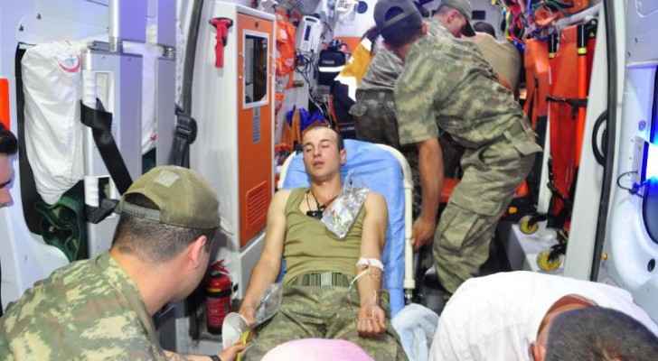 Hundreds of Turkish soldiers hospitalised due to food poisoning