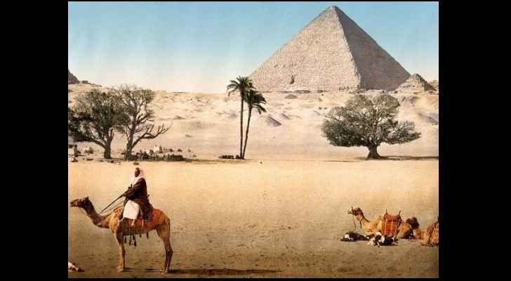 A beautiful image of the Pyramids from the 1890s.