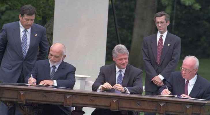 The 1994 signing of the peace agreement. (File photo)
