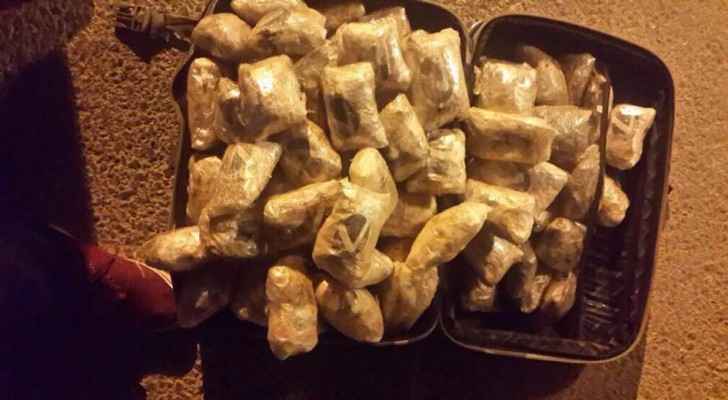 200 thousand pills were seized, while three suspects were arrested