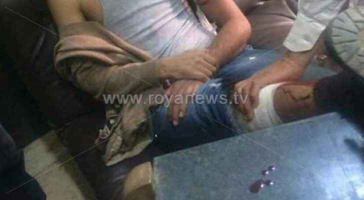 The student attacked the teacher and injured him in his leg and hand, according to a security source.
