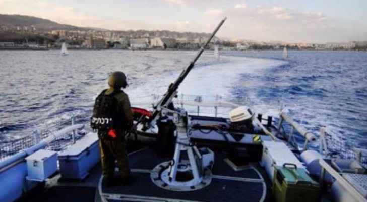 Israeli navy forces shoot Gaza fishing boats