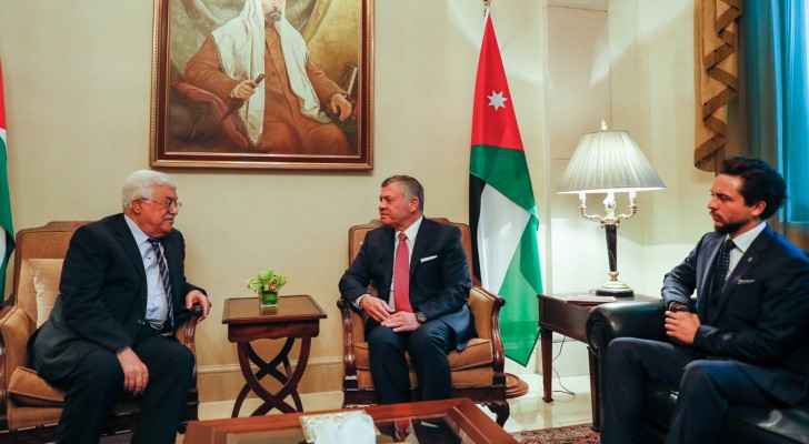 King Abdullah meets with President Abbas. (Petra) 