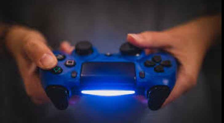 Addicted gamers are less likely to get exposed to the sun 