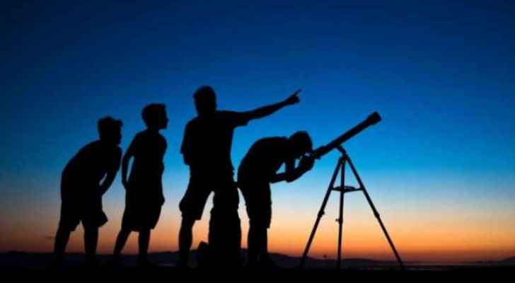 People will look for the crescent moon on Tuesday 