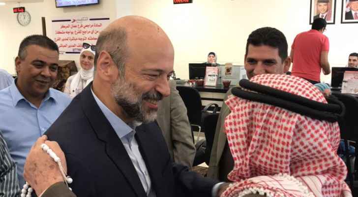 PM Omar Razzaz during his visit to the Civil Service Retirement Directorate, August 7, 2018.