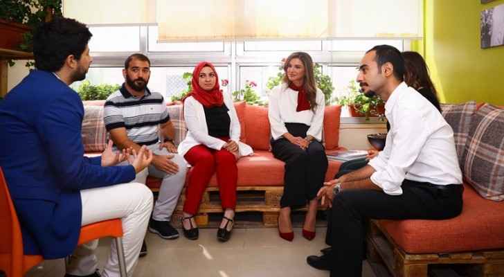 Queen Rania meets with youth-led initiative founders