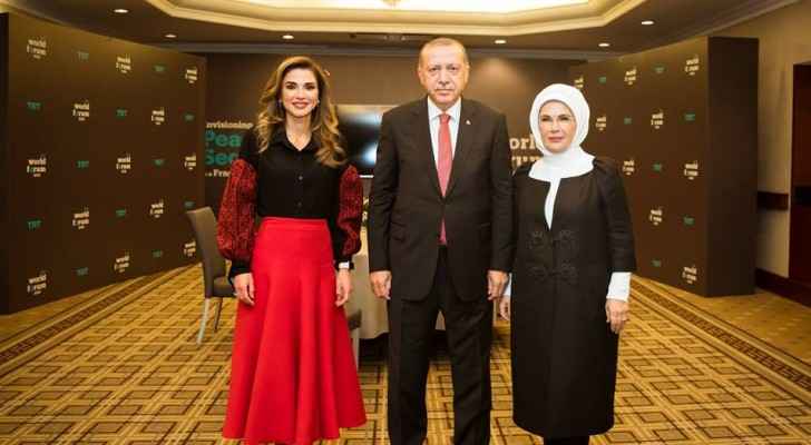 Queen Rania speaks at TRT World Forum, meets Turkish President, First Lady