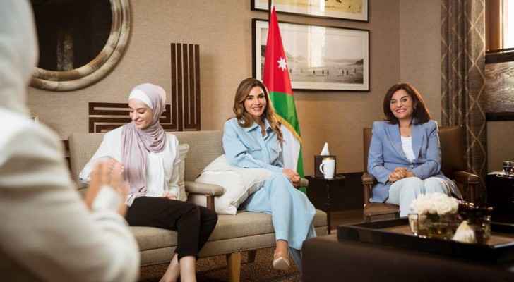 Queen meets with Jordanian women activists