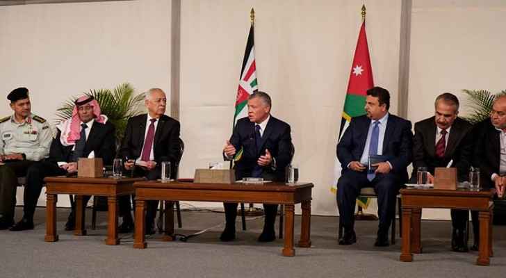 King Abdullah and representatives and key figures from Palestinian refugee camps.