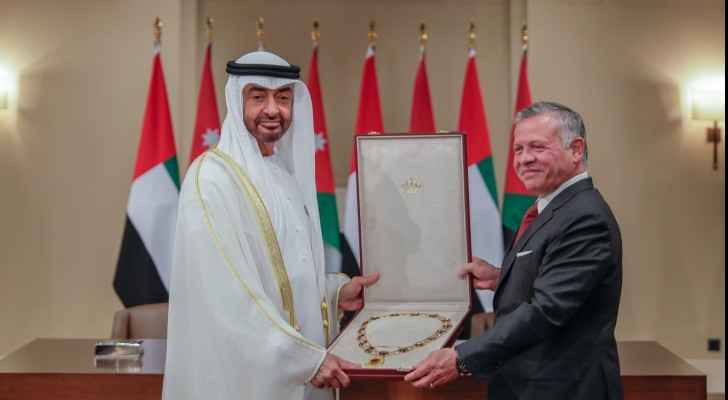 King meets, holds talks with Sheikh Mohamed bin Zayed Al Nahyan