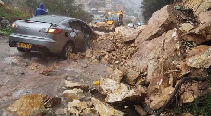 Heavy rain causes floods in West Bank