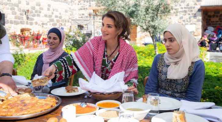 Queen commends youth for uplifting Jordan