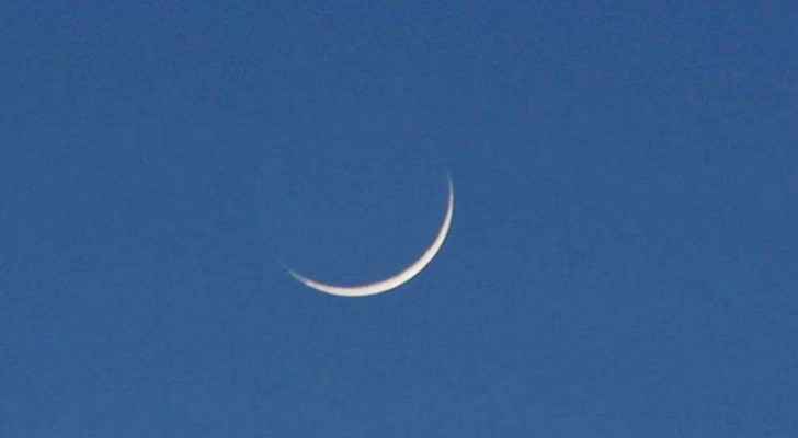 Ramadan crescent moon