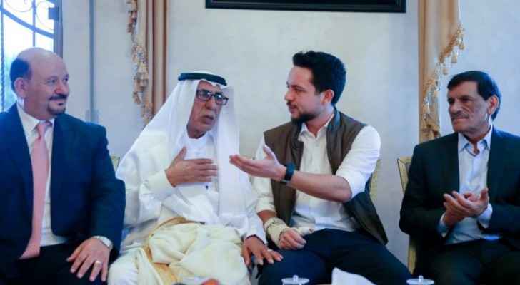 Photos: Crown Prince meets with Ajarmeh tribe leaders