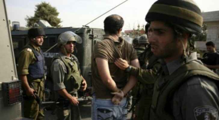 13 Palestinians detained by Israeli forces in West Bank, Jerusalem